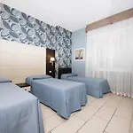 罗马阿尔莫尼家庭旅馆 住宿加早餐酒店 4*