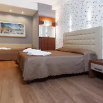 罗马阿尔莫尼家庭旅馆