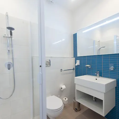 Armonie Romane Oda ve Kahvaltı 4*