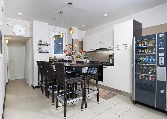 ベッド ＆ ブレックファースト アルモニ ロマーヌ ローマ